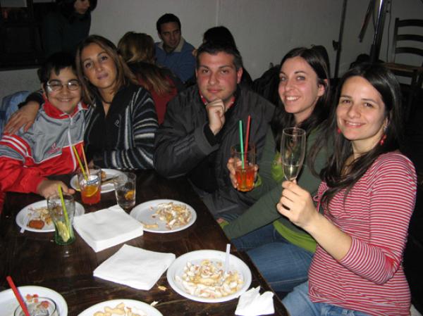 Un momento dell'aperitivo antimafia organizzasto da Metasud a Soverato