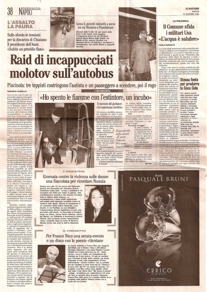 Raid di incapucciati molotov sull'autobus