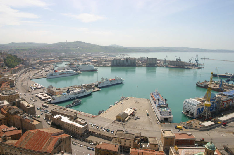 Il porto di Ancona