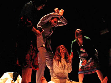 Uncinn'è a teatro