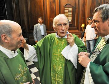 Don Traverso, Don Gallo e Don Ciotti (foto Secolo XIX)