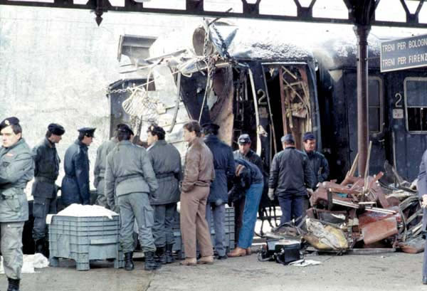 “Vogliamo la verità sui mandanti della strage del Rapido 904”