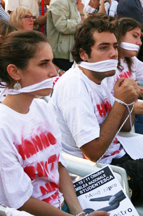 No al bavaglio (Fonte: Articolo21)