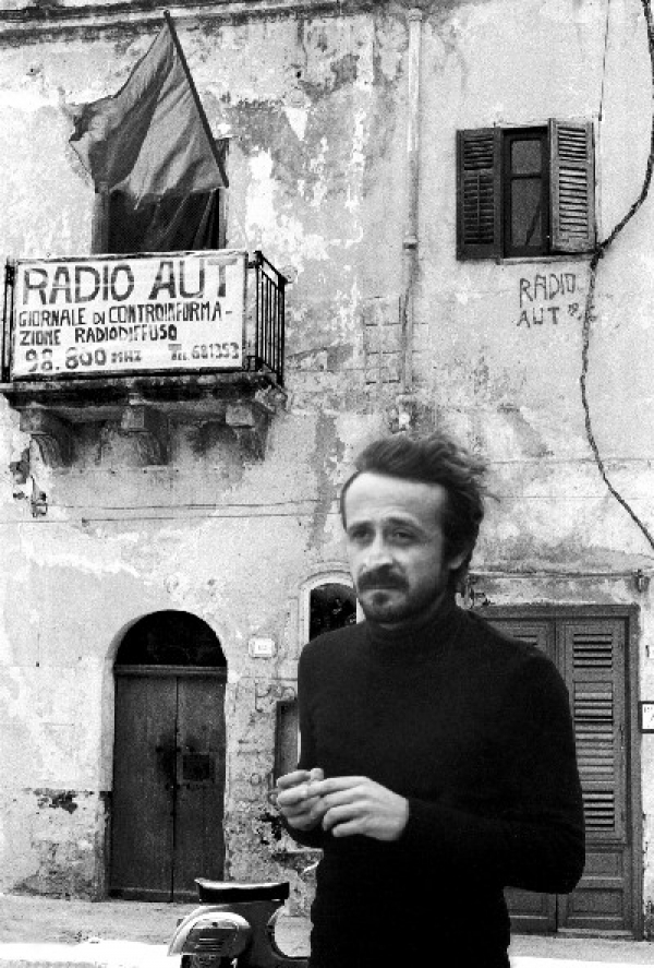 Vittorio Sgarbi si dimette da sindaco di Salemi