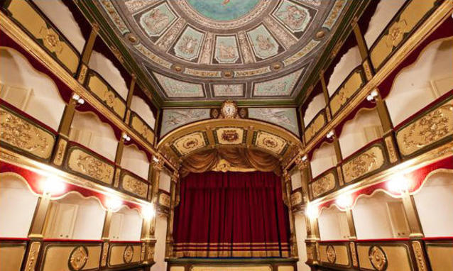 Teatro comunale gallipoli