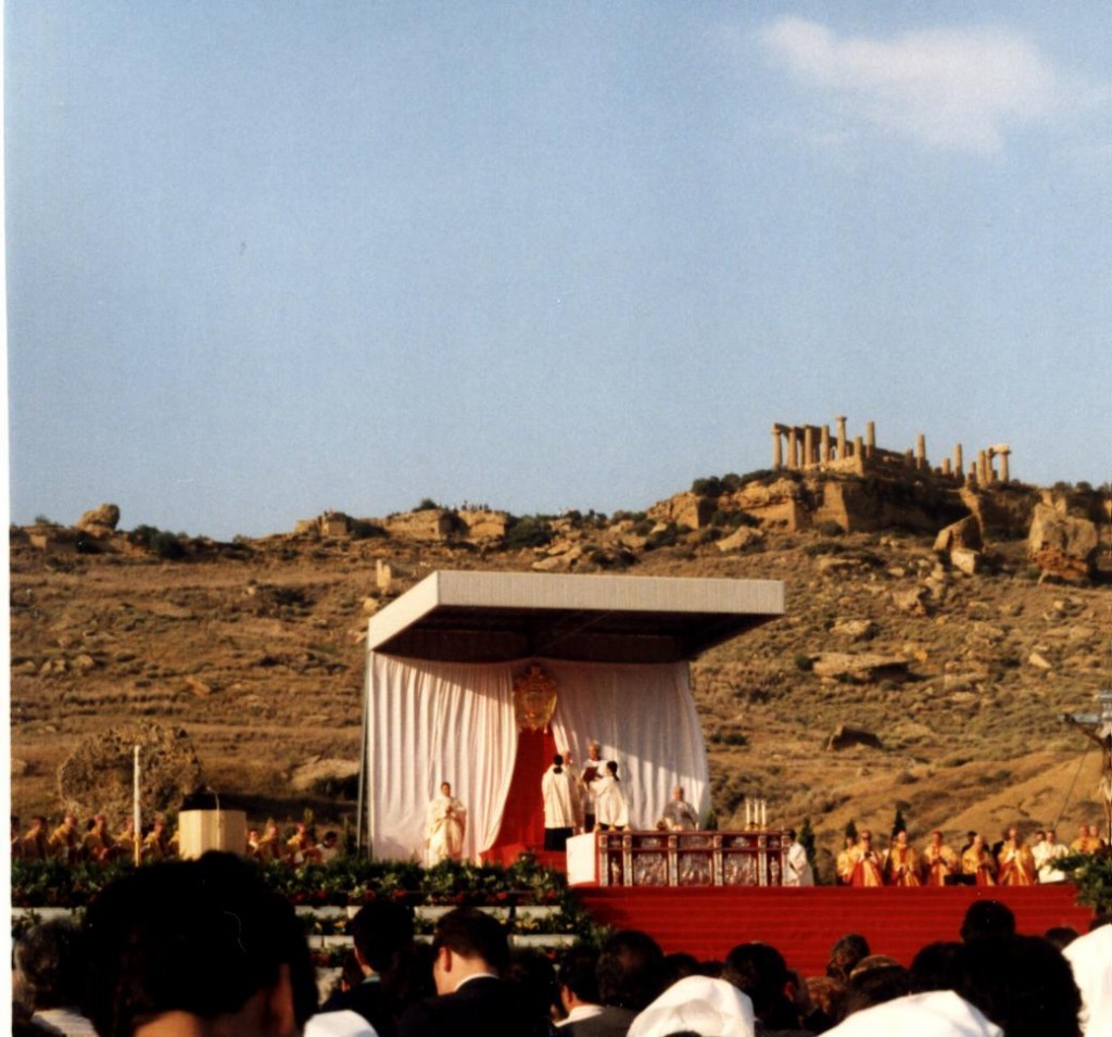 Papa valle dei templi agrigento