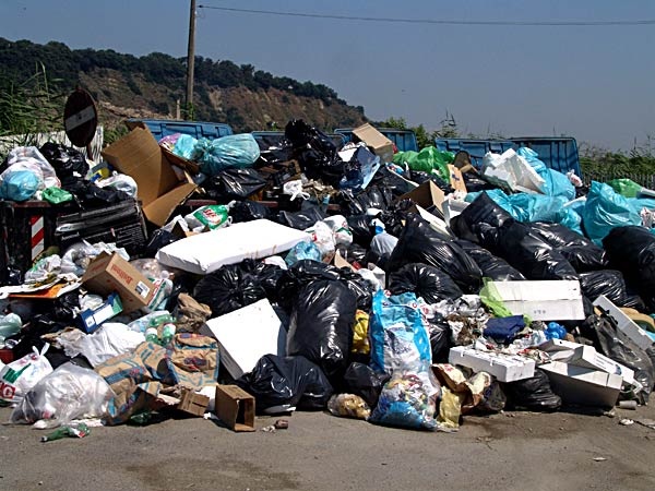 Rifiuti tossici smaltiti anche a Latina