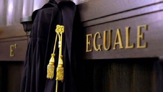 Aula toga tribunale 483x272