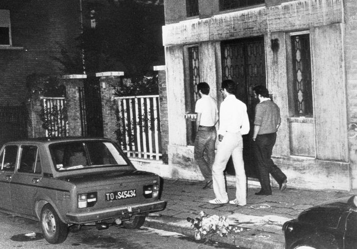 SVOLTA DOPO 32 ANNI NEL DELITTO CACCIA, UN ARRESTO