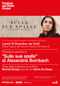 sulle spalle