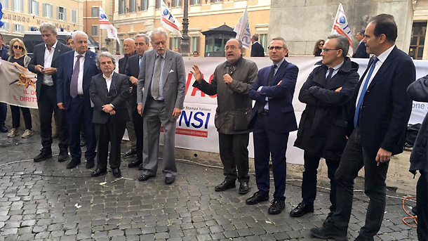 Giulietti manif radioradicale