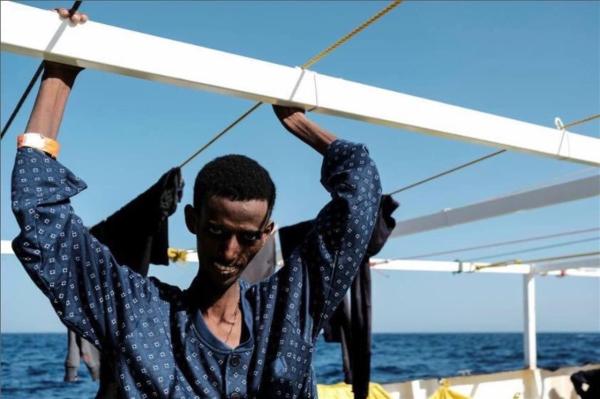 Tesfalidet Tesfom al momento dello sbarco
