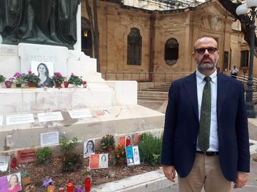 Malta Nello Scavo vittima di insulti all uscita dal tribunale large