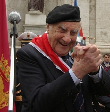 Mercoledì 28/4, “Memorie per l’informazione senza memoria”
