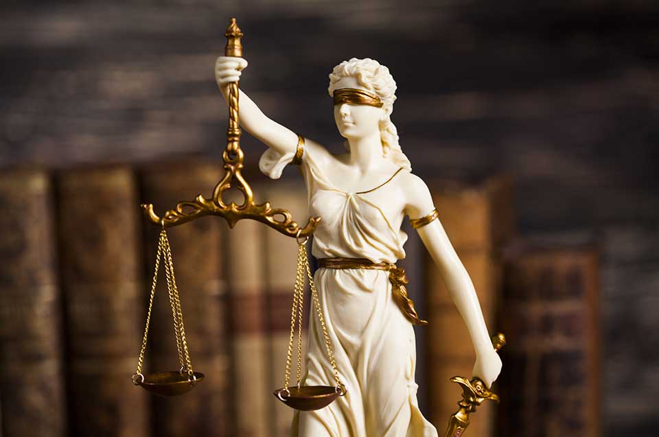 Giustizia, le verità rovesciate
