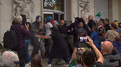 “Un grave attacco alla difesa collettiva dei diritti e alla democrazia costituzionale”