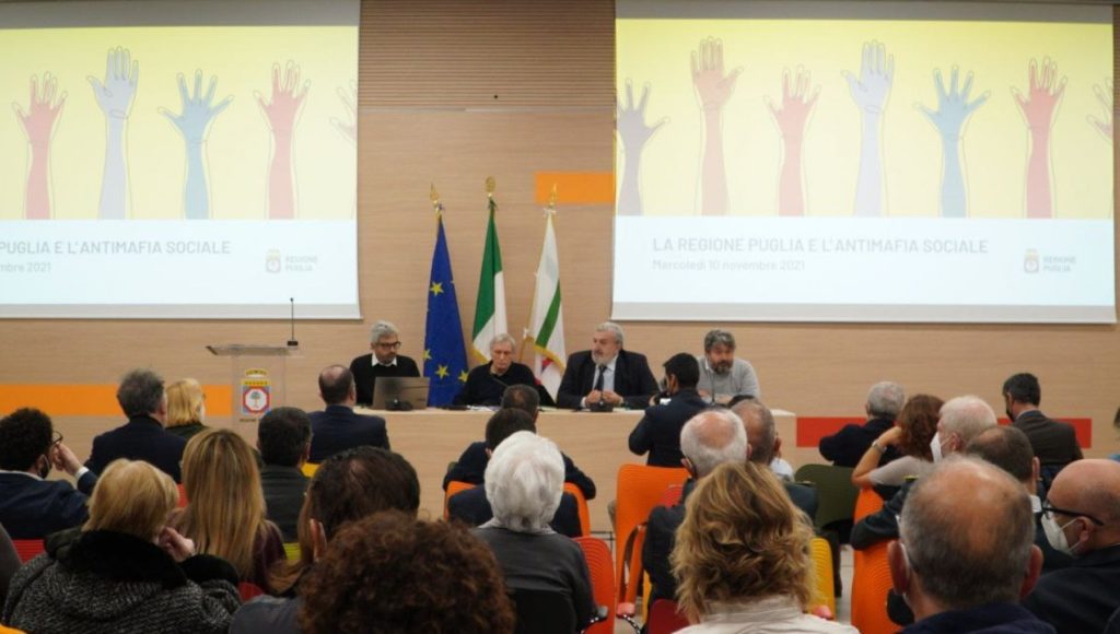Ciotti emiliano libera puglia