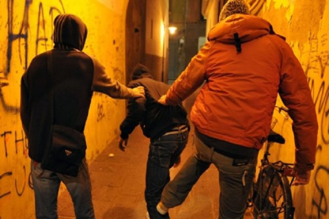 Il pericolo che la violenza diventi lo stile di vita di molti giovani