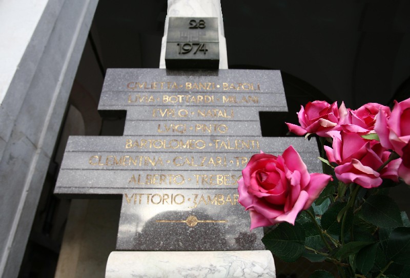 Stele