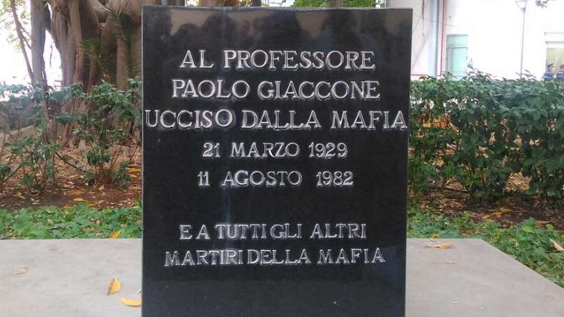 Stele giaccone