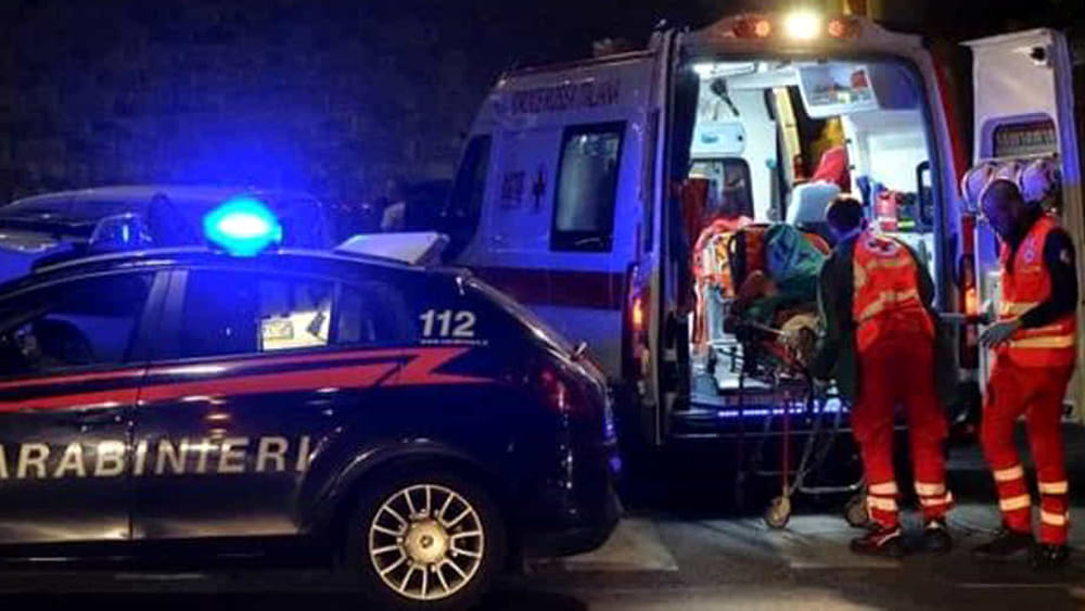 Carabinieri ambulanza notte