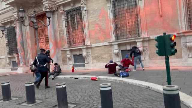 Blitz senato