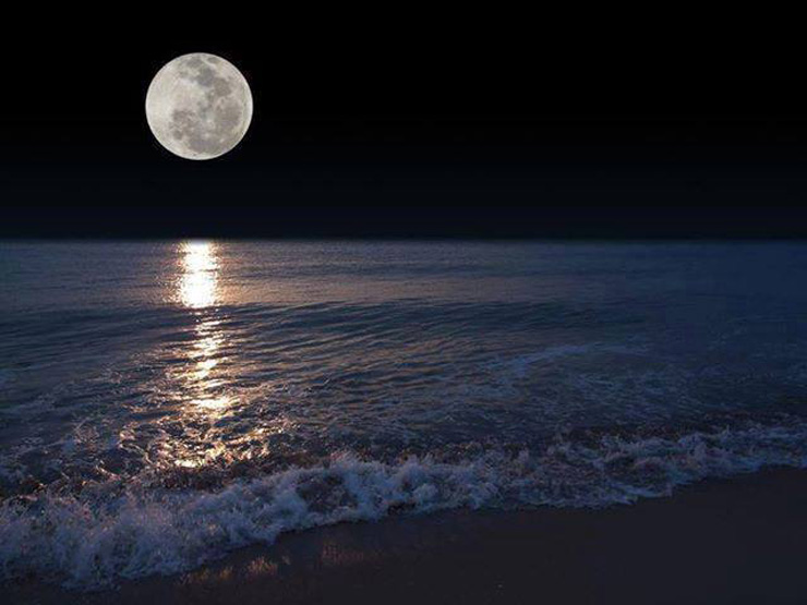 Luna Il mare e la notte