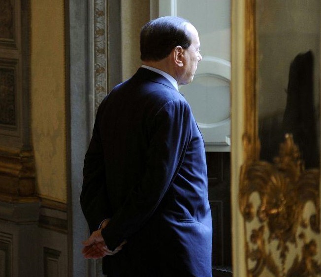 Berlusconi spalle