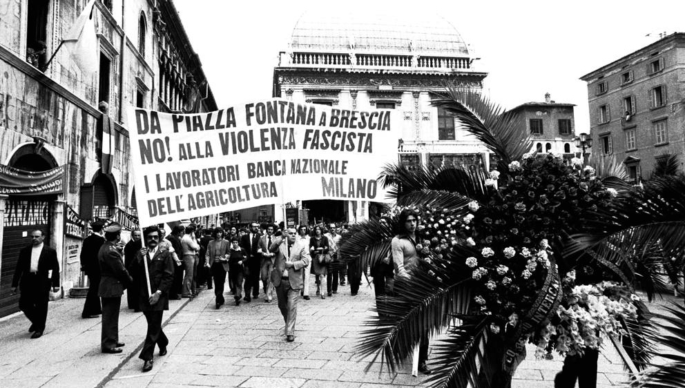 Piazzalogia piazza fontana