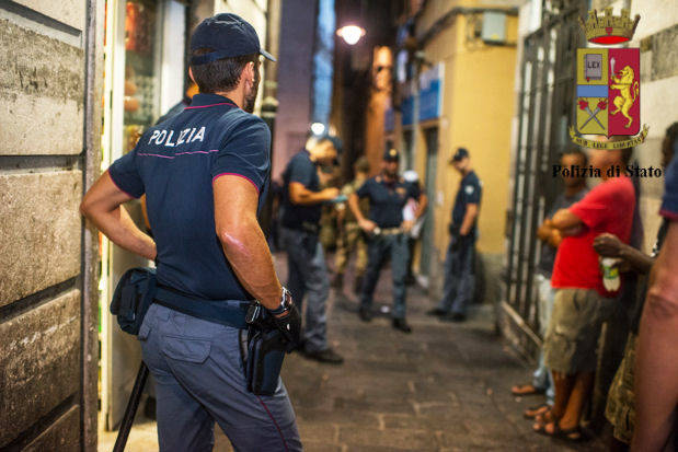 Pattuglione polizia