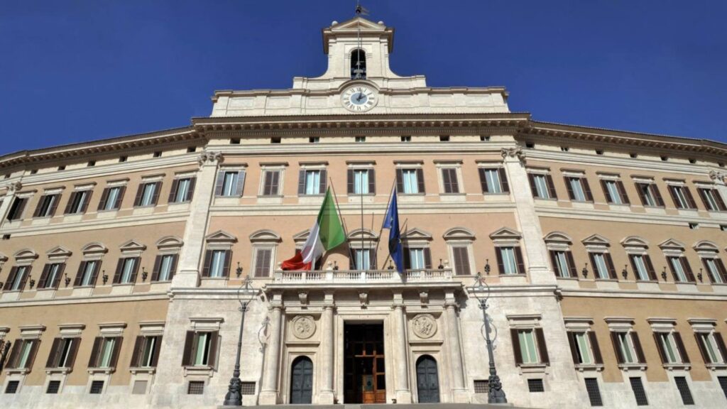 Camera, ok alla tutela della libertà di stampa in 195 votazioni