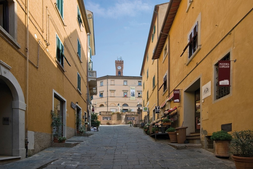 CASTAGNETOCARDUCCI