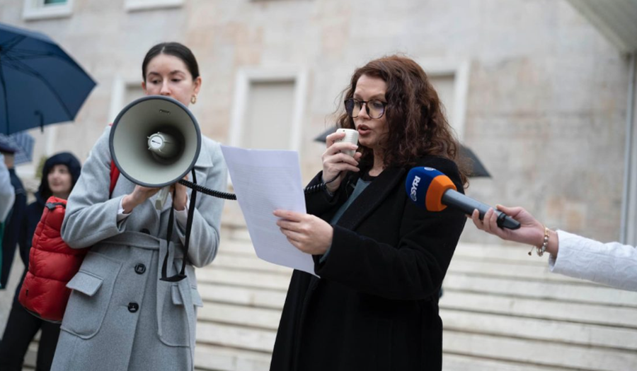Giornalista albanese