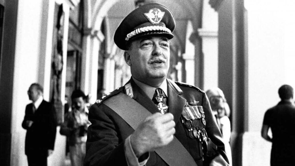 Carlo alberto dalla chiesa chi era