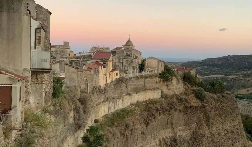 Caulonia