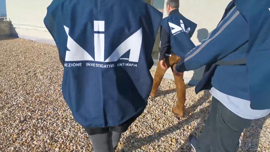 Confiscati beni per circa 6 milioni di euro alla famiglia mafiosa barcellonese