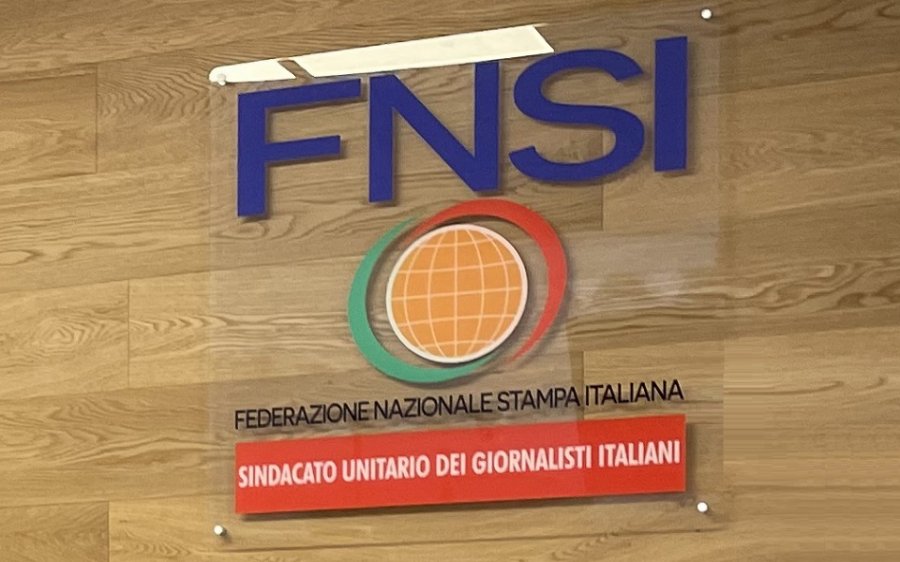 Attacchi ai giornalisti, Fnsi: «Pericolosa mancanza di rispetto per chi fa informazione»