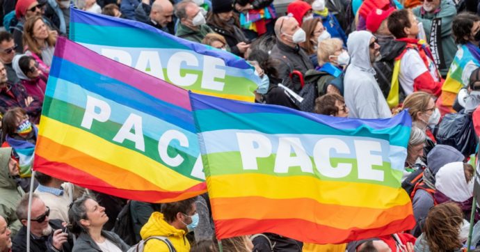 Marcia per la Pace Perugia Assisi: fermatevi la guerra è una follia