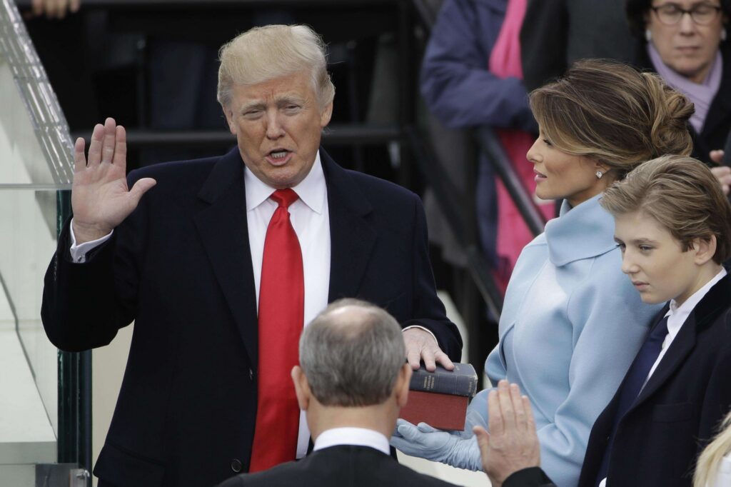 Su quale Bibbia ha giurato Trump?