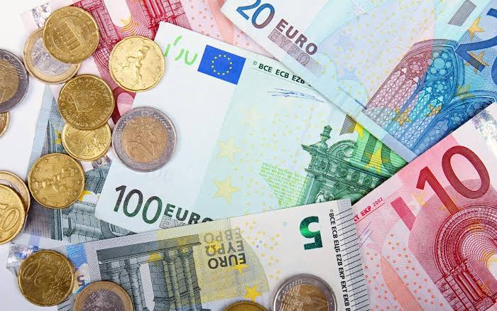 Tasse economia
